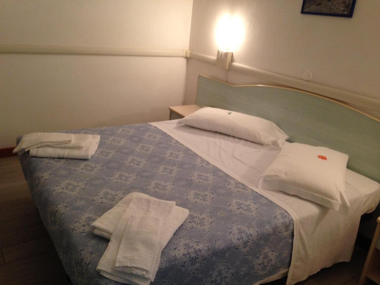 Hotel Carol Cesenatico Exterior photo